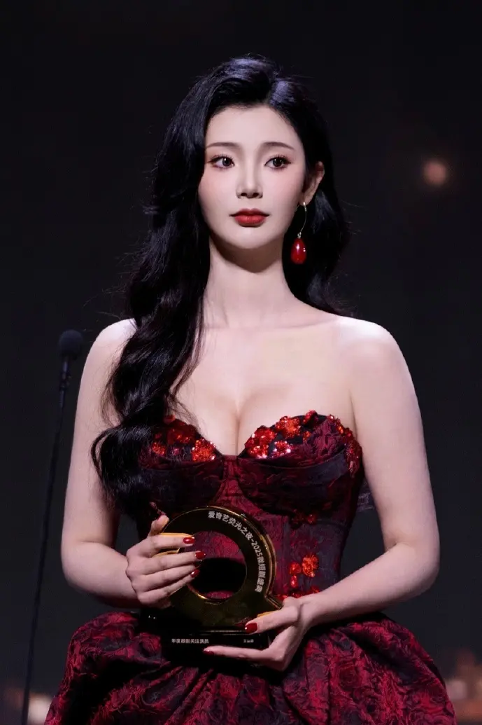 牛牛下载器速度测试对比图